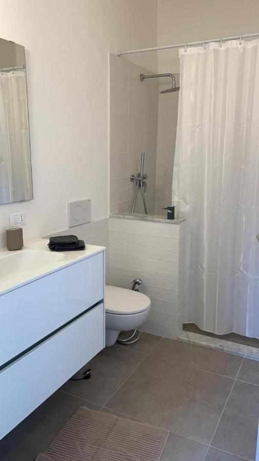 Susannas Lovely New Apartment 利沃诺 外观 照片